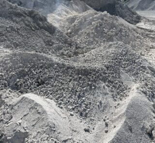 Base Stone (rock with dust)